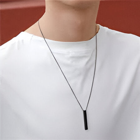 Sleek and Bold: Black Bar Chain